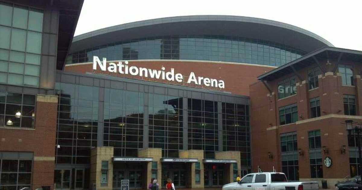 New Year Eve hockey atmosphere outside Nationwide Arena