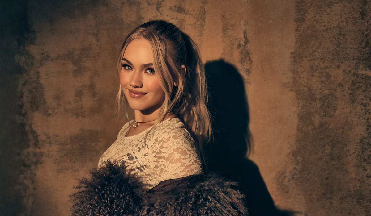 Freya Skye press portrait for KEMBA Live concert