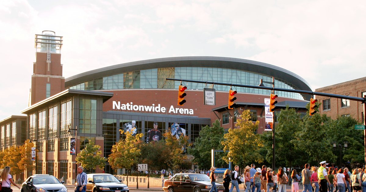Nationwide Arena concourse before a weeknight concert