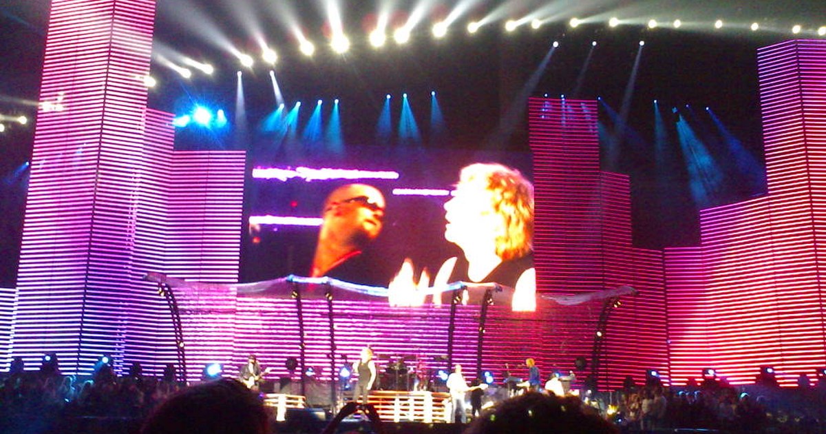 SOMBR You Are The Reason Tour