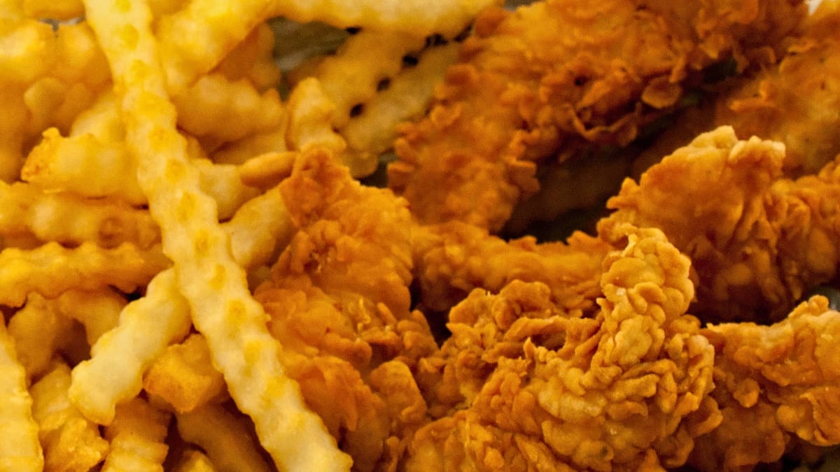 Fricker's Parkmoor chicken tenders with crinkle fries