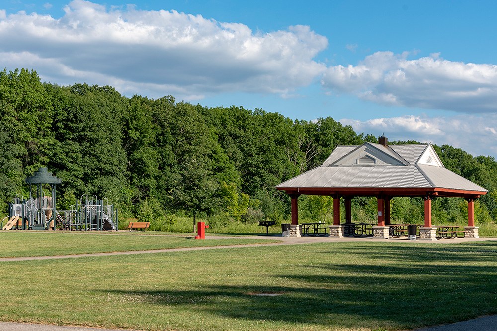 Picnic area and open landscape at Glacier Ridge Metro Park