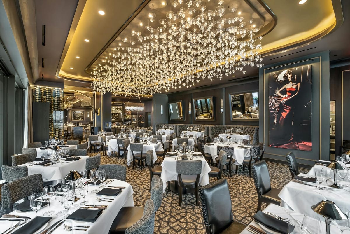 Mastro's Steakhouse Columbus dining room at Easton